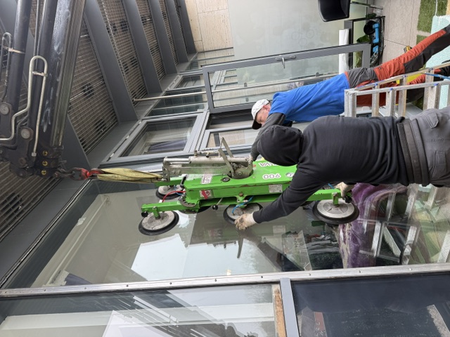 About Wallington Glazing